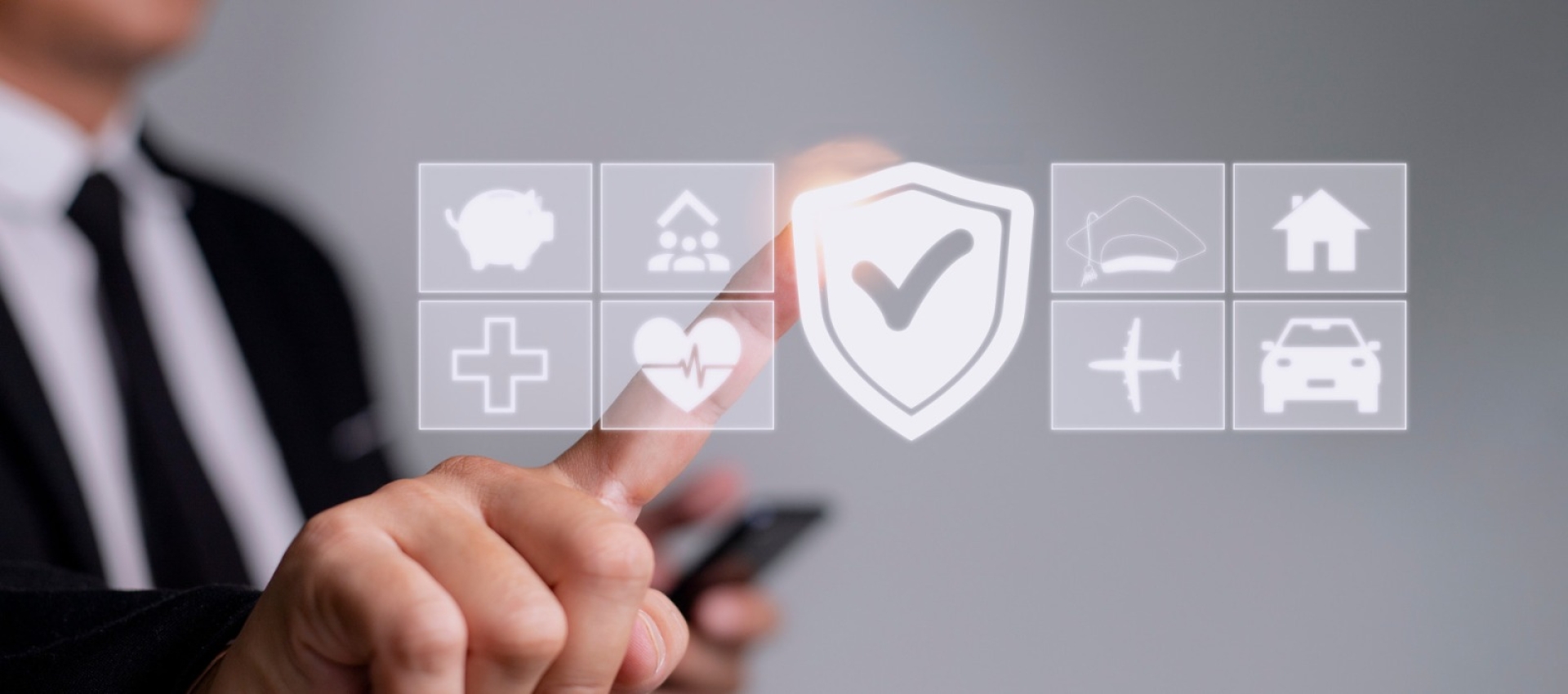 La Importancia de Elegir Seguros Personalizados para 2025